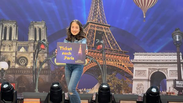 Pauline (12) aus Wolken bei Koblenz tritt für Deutschland am 19. Dezember 2021 beim Junior ESC an.